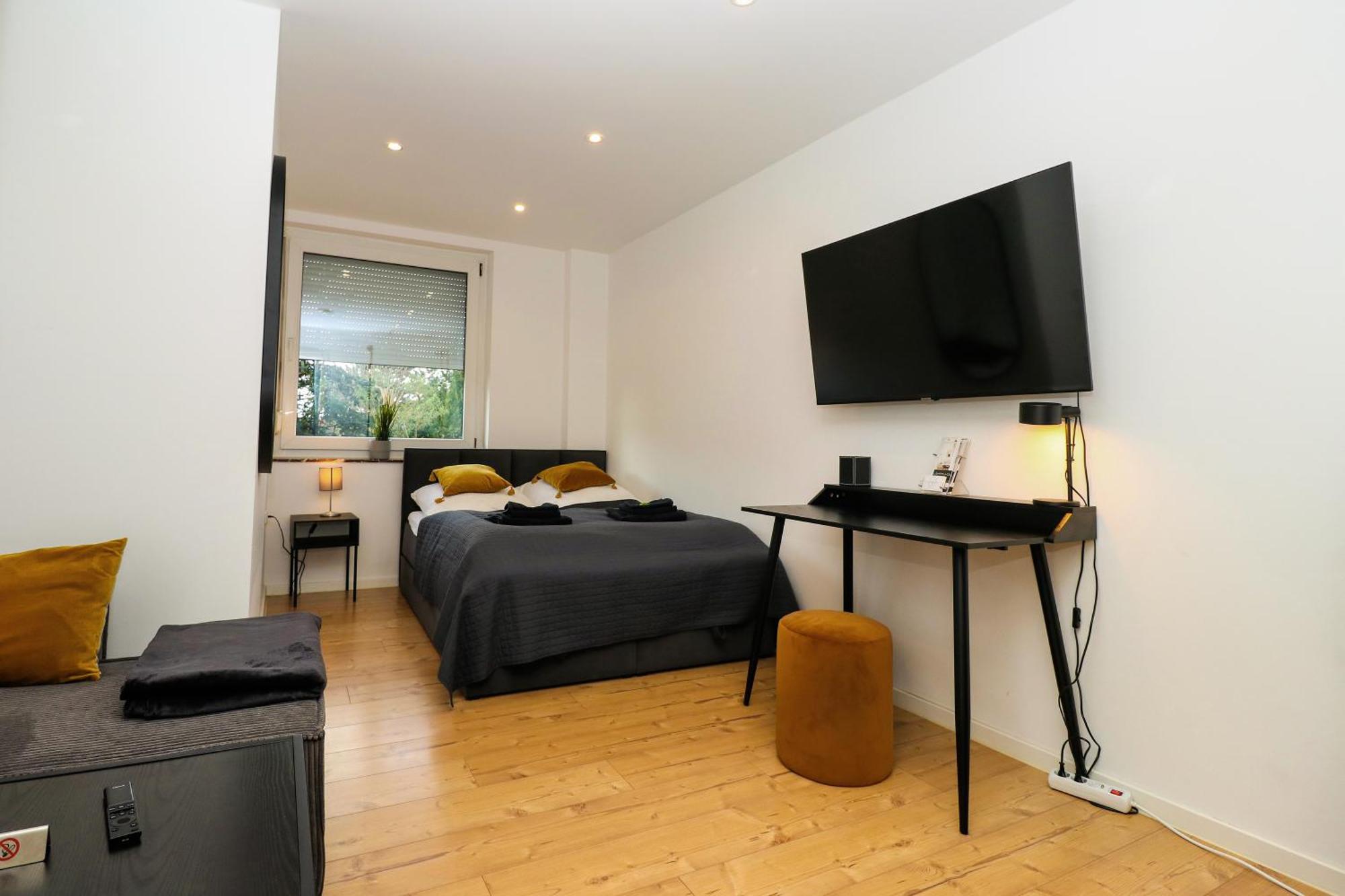 Lightplace • Grosse Unterkunft • 3 Schlafzimmer • Boxspring • Smart Tv • Biergarten • Restaurant Braunschweig Exterior photo